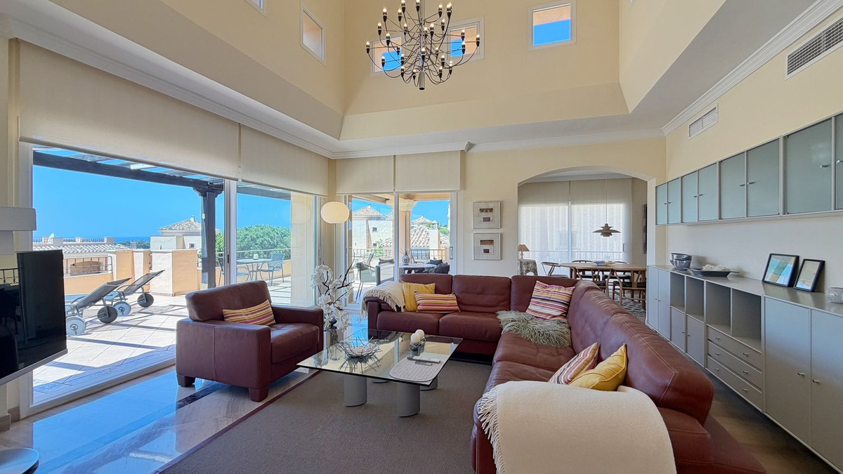 Penthouse Duplex te koop in Elviria | 4 slaapkamers H5407240