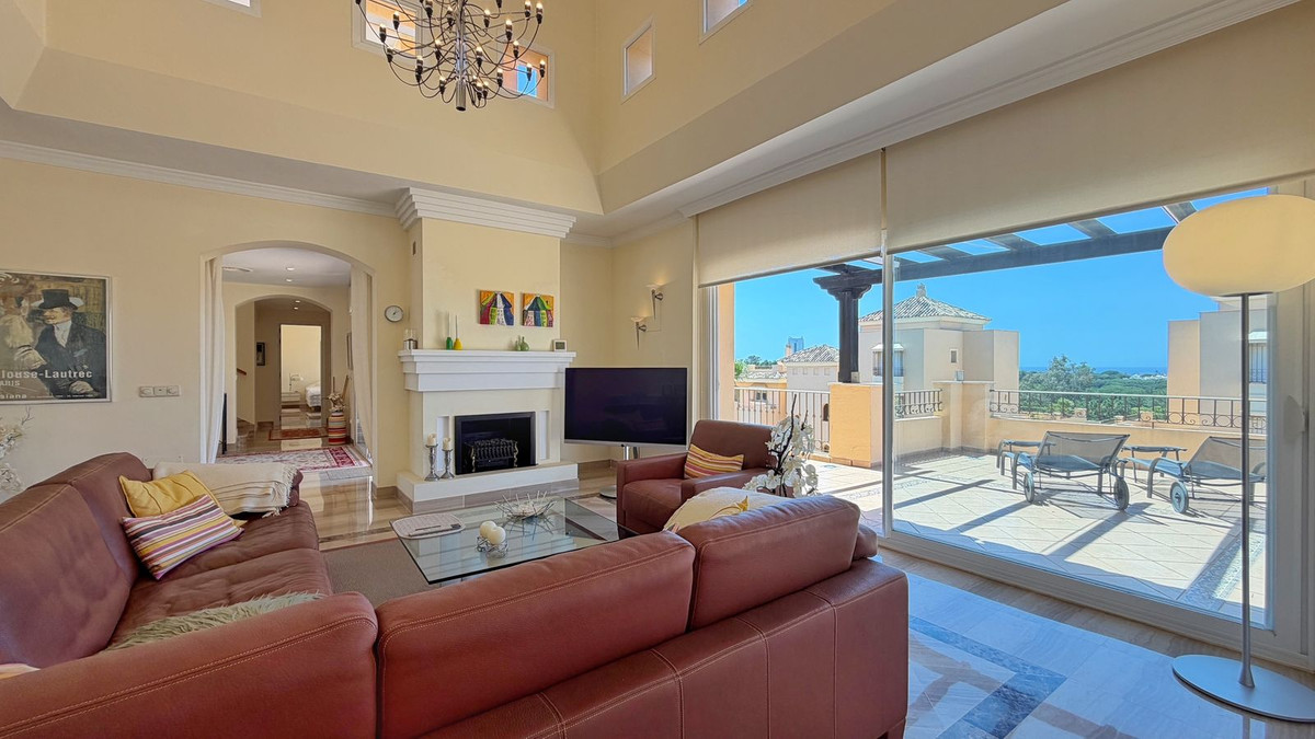 Penthouse Duplex te koop in Elviria | 4 slaapkamers H5407240