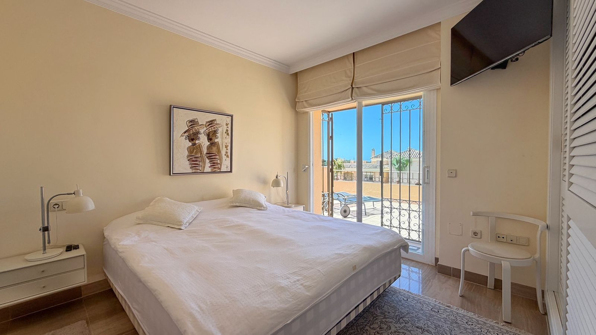 Penthouse Duplex te koop in Elviria | 4 slaapkamers H5407240