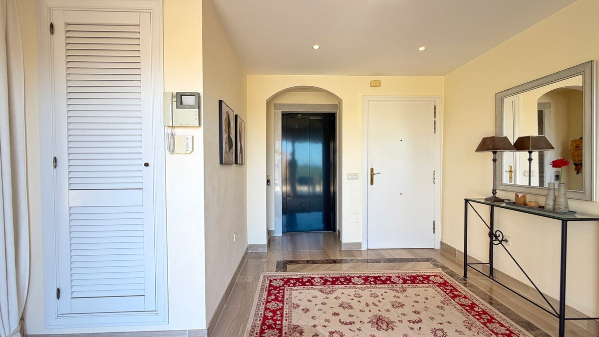 Penthouse Duplex te koop in Elviria | 4 slaapkamers H5407240