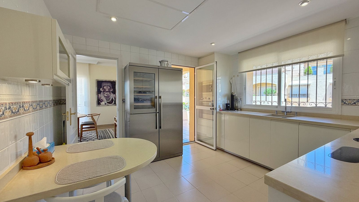 Penthouse Duplex te koop in Elviria | 4 slaapkamers H5407240