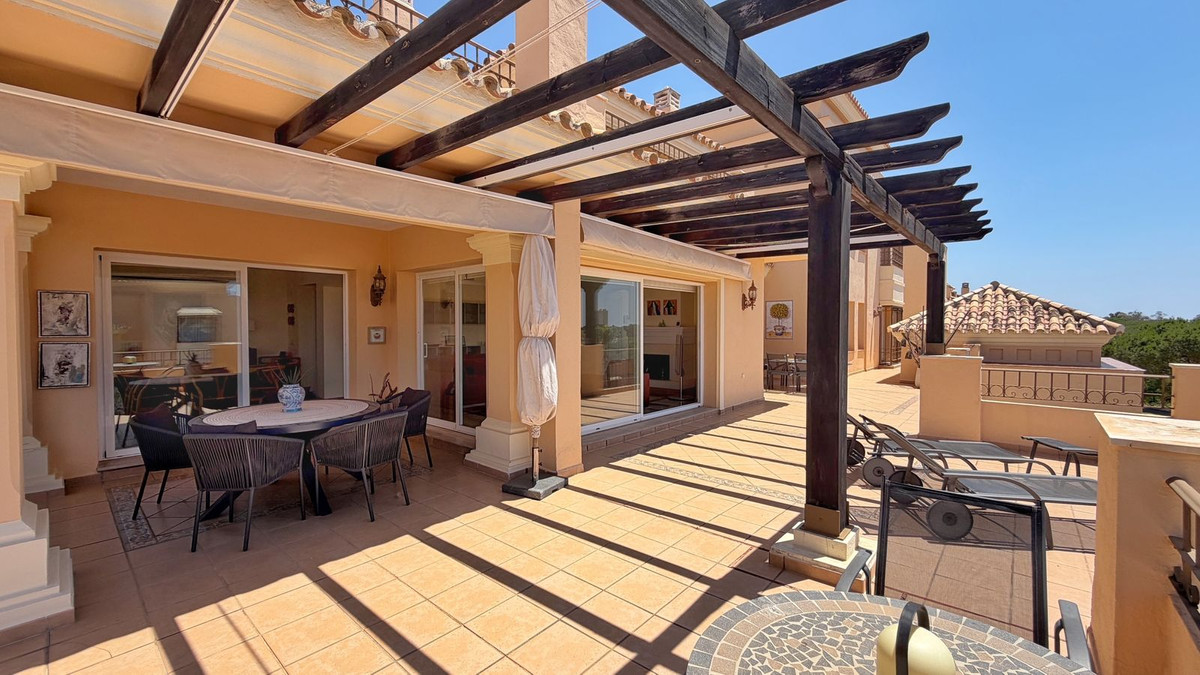 Penthouse Duplex te koop in Elviria | 4 slaapkamers H5407240