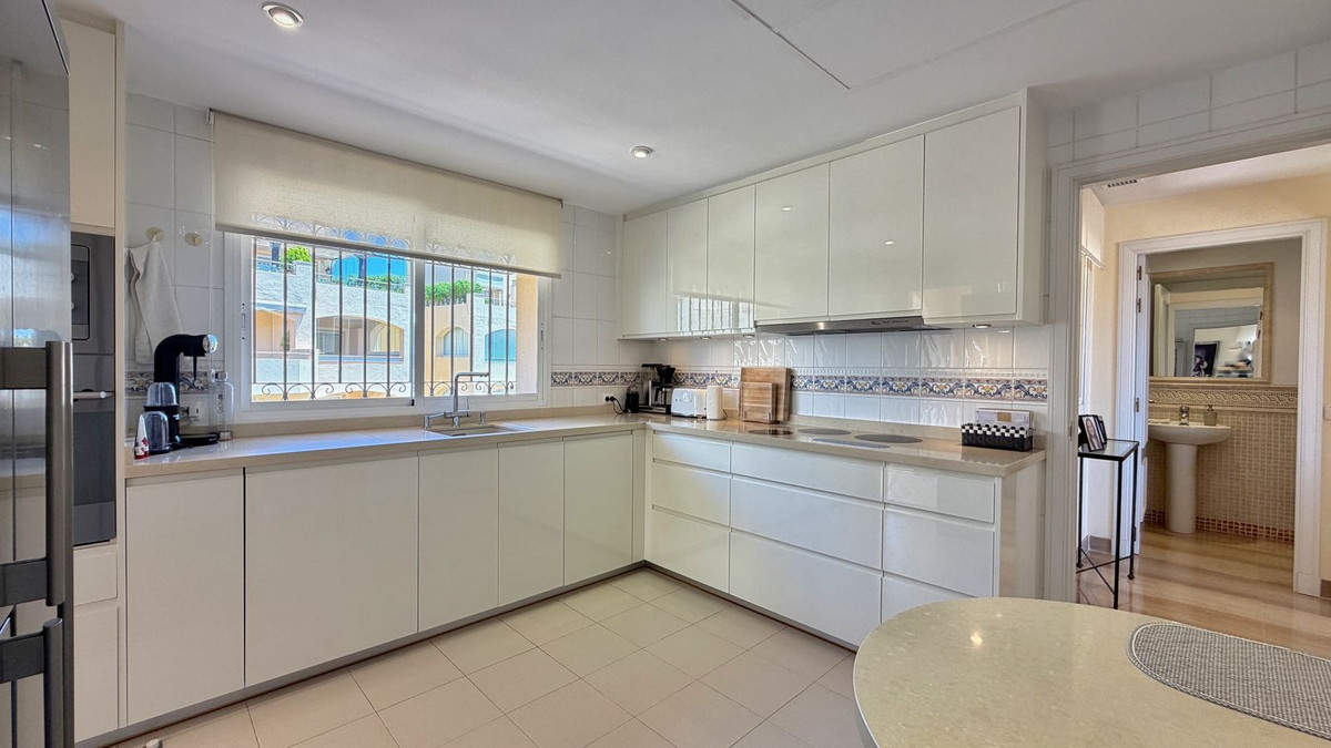 Penthouse Duplex te koop in Elviria | 4 slaapkamers H5407240
