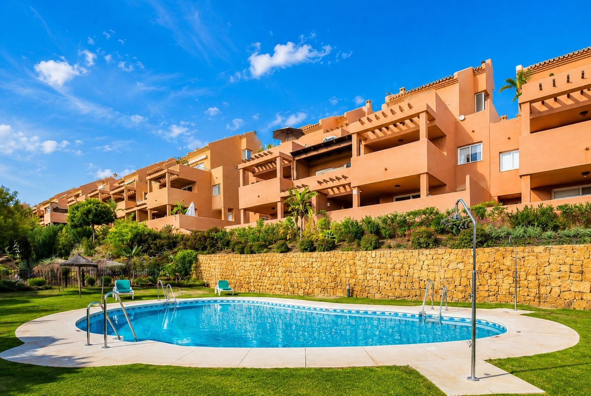 Appartement te koop in Elviria | 2 slaapkamers H5412304