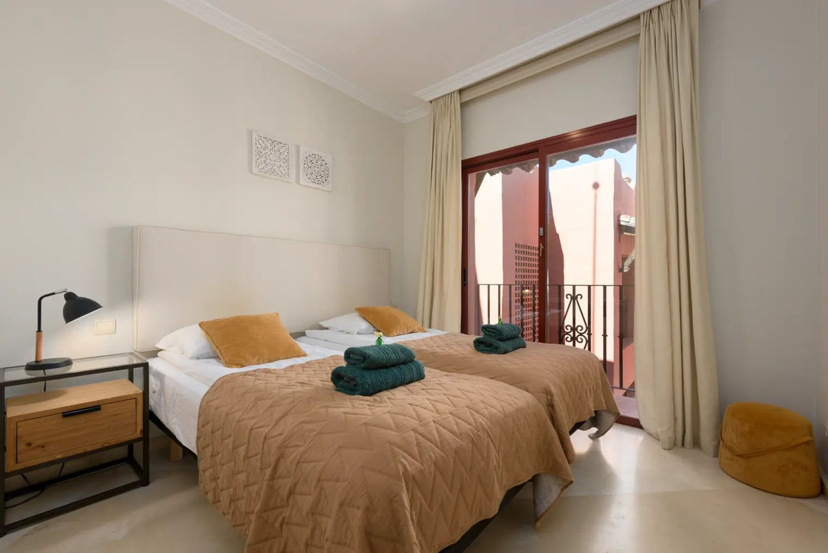 Appartement te koop in Elviria | 2 slaapkamers H5412343