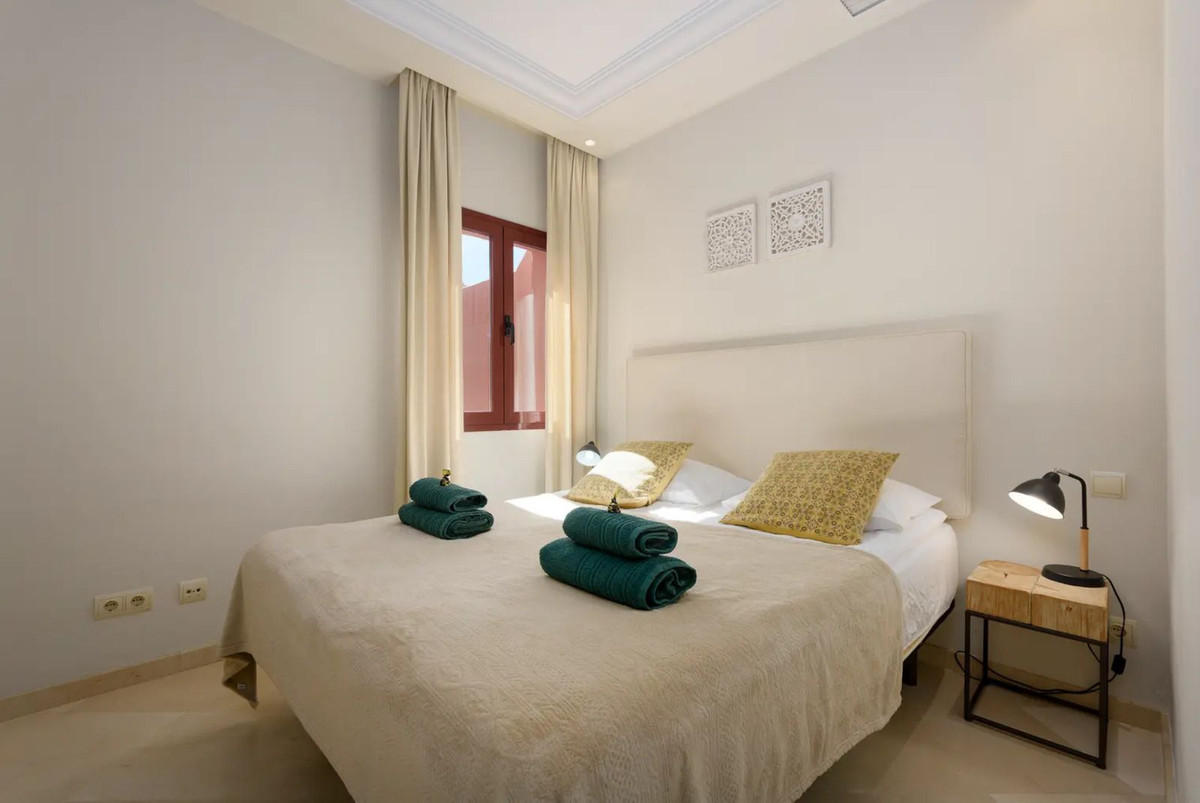 Appartement te koop in Elviria | 2 slaapkamers H5412343