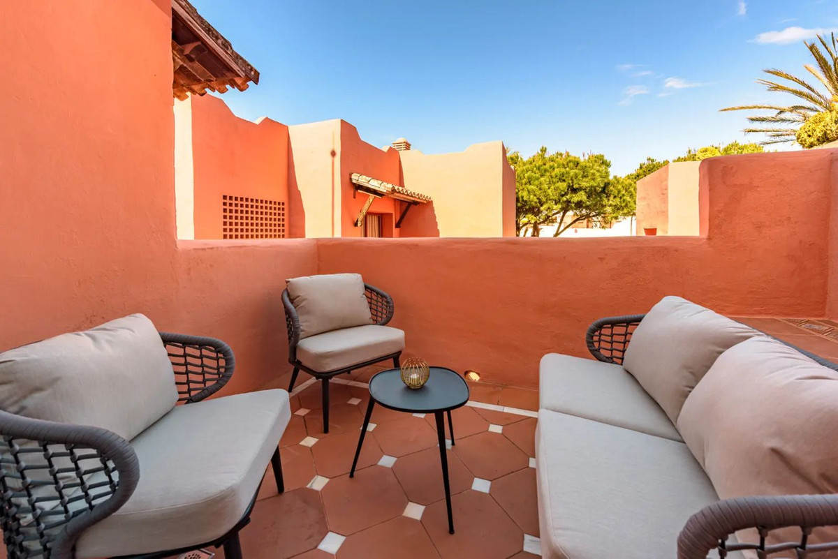 Appartement te koop in Elviria | 2 slaapkamers H5412343