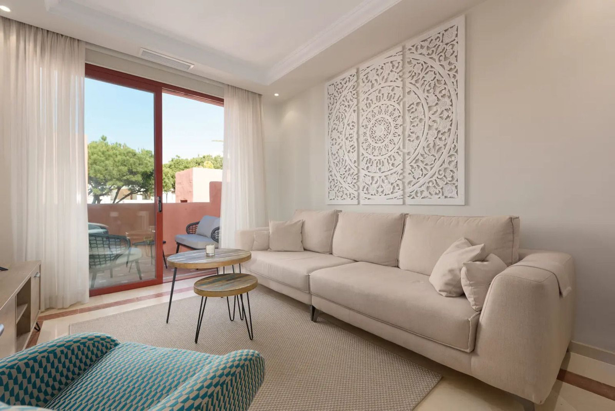 Appartement te koop in Elviria | 2 slaapkamers H5412343