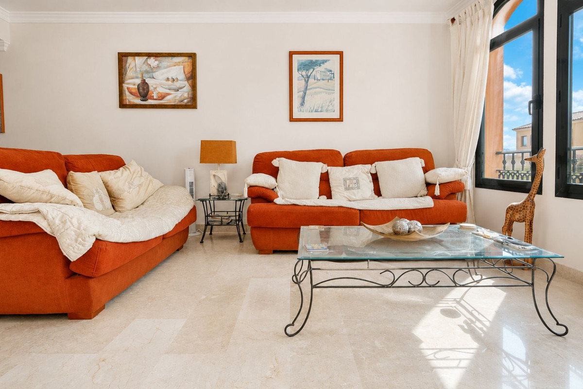 Appartement te koop in Elviria | 2 slaapkamers H5421196