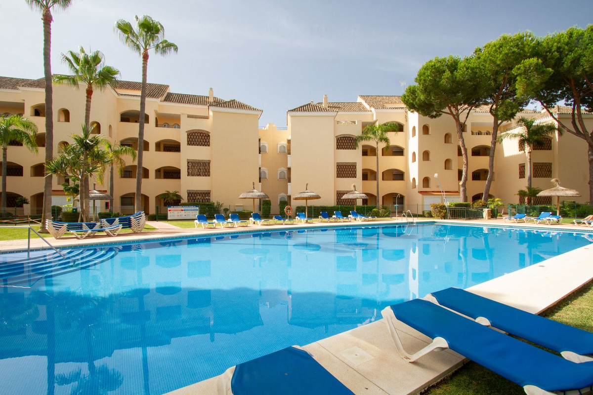 Finca - Cortijo te koop in Elviria | 3 slaapkamers H5422522