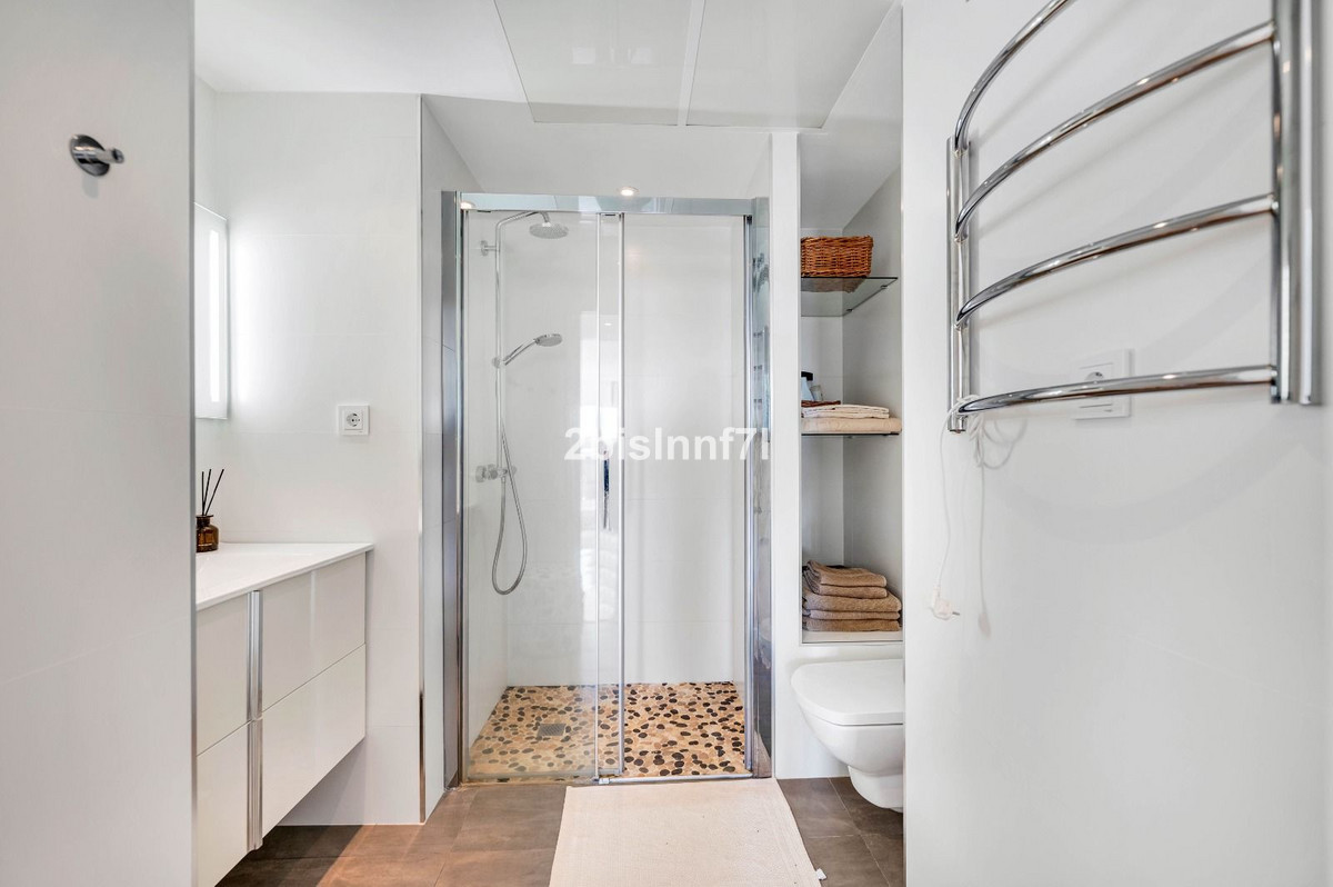Appartement te koop in Elviria | 3 slaapkamers H5430472