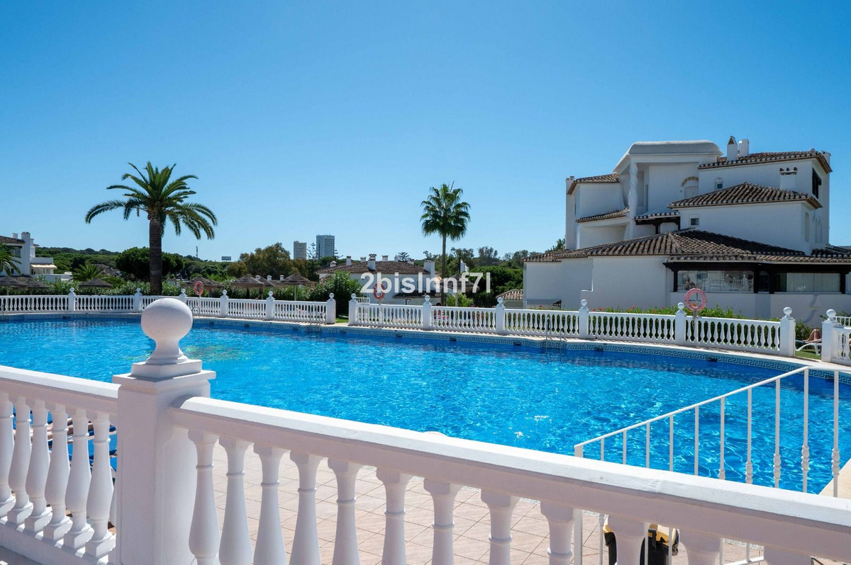 Appartement te koop in Elviria | 3 slaapkamers H5430472