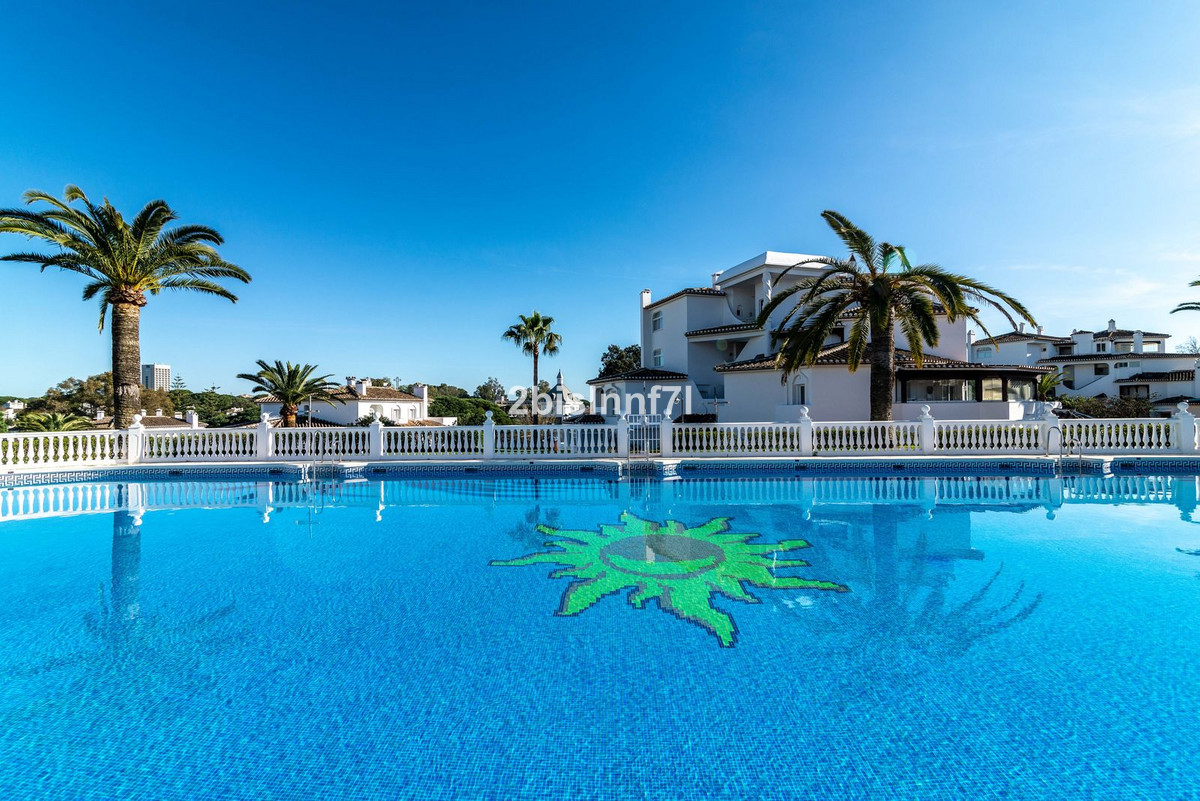 Appartement te koop in Elviria | 3 slaapkamers H5430472
