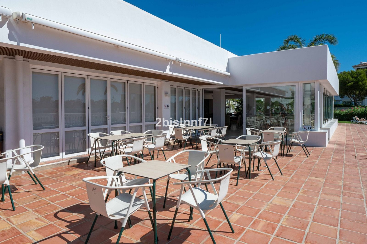Appartement te koop in Elviria | 3 slaapkamers H5430472