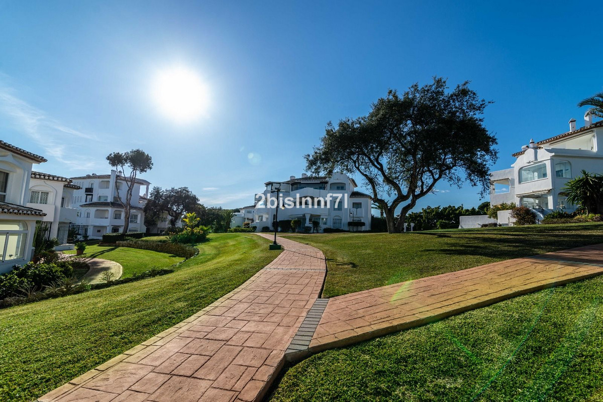 Appartement te koop in Elviria | 3 slaapkamers H5430472