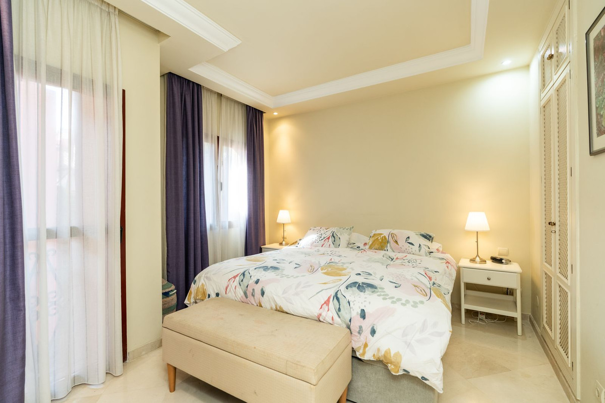 Appartement te koop in Elviria | 3 slaapkamers H5433295