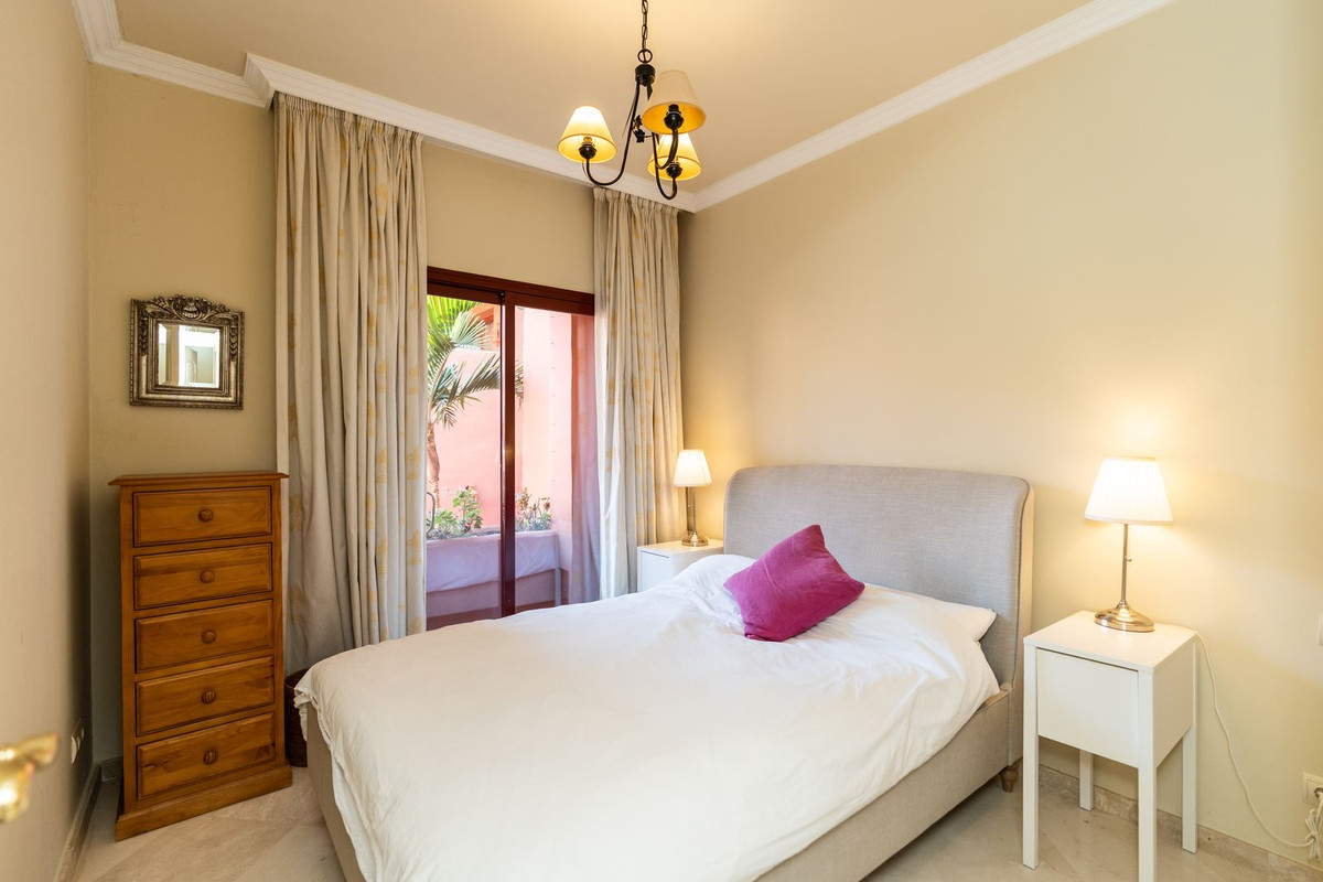 Appartement te koop in Elviria | 3 slaapkamers H5433295