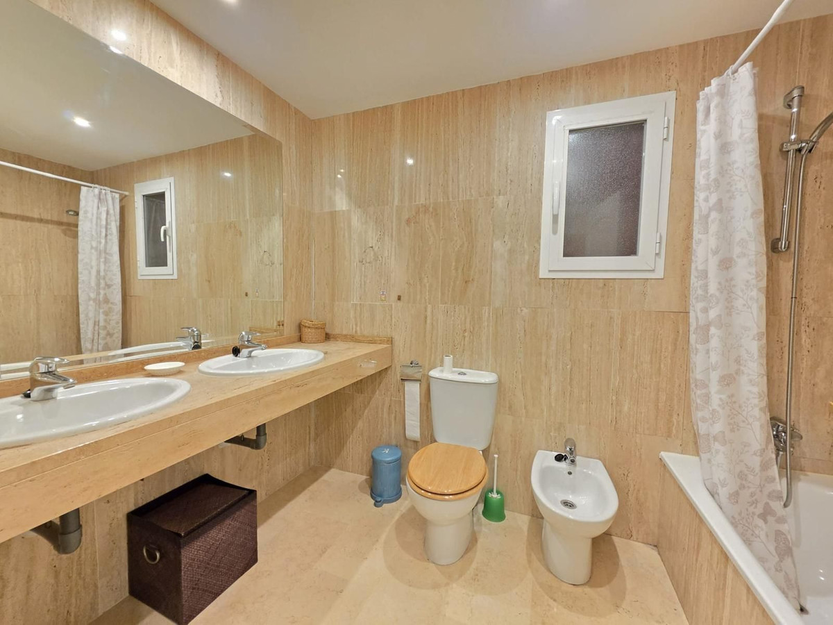 Appartement te koop in Elviria | 3 slaapkamers H5433901