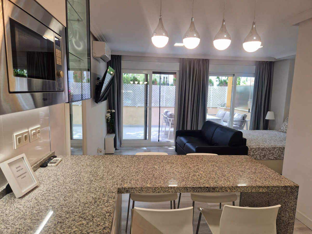 Appartement te koop in Elviria | 1 slaapkamers H5434180