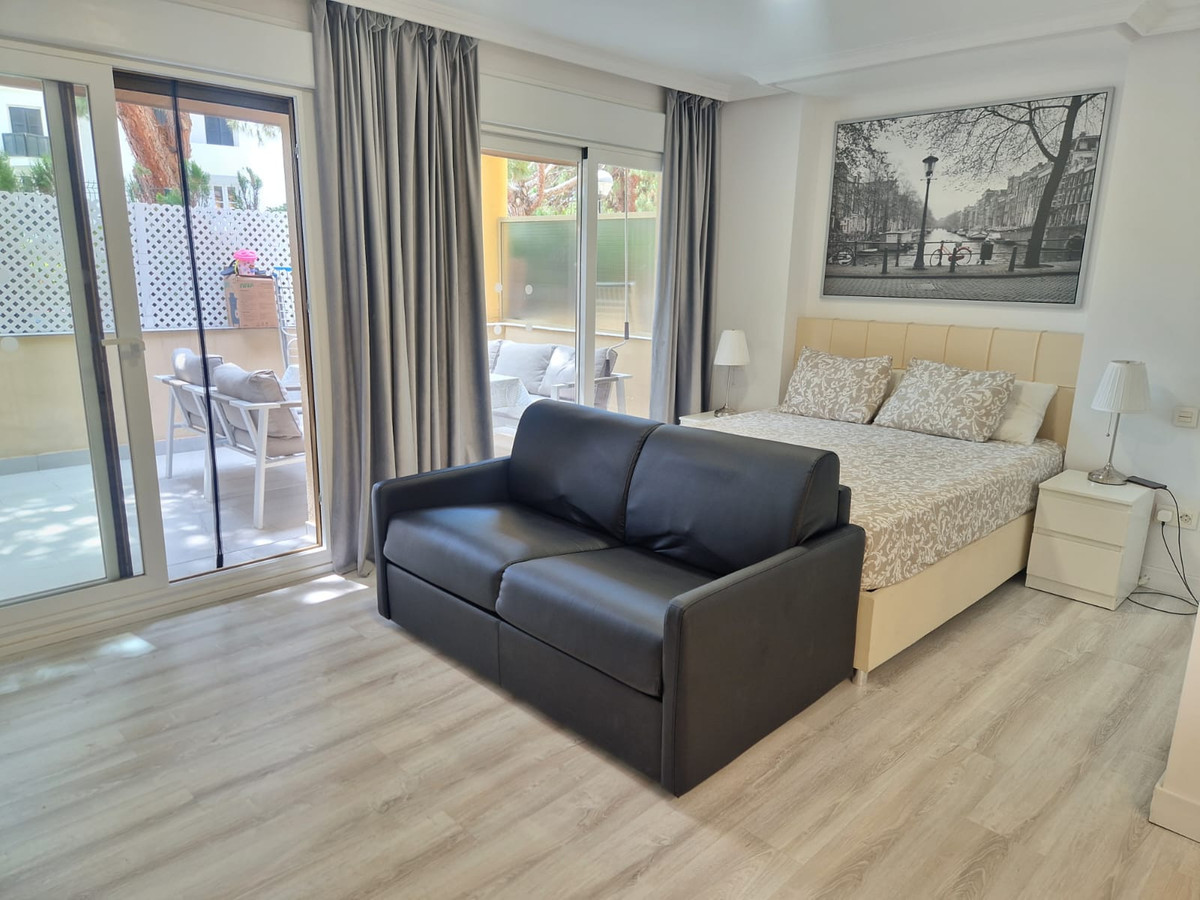 Appartement te koop in Elviria | 1 slaapkamers H5434180