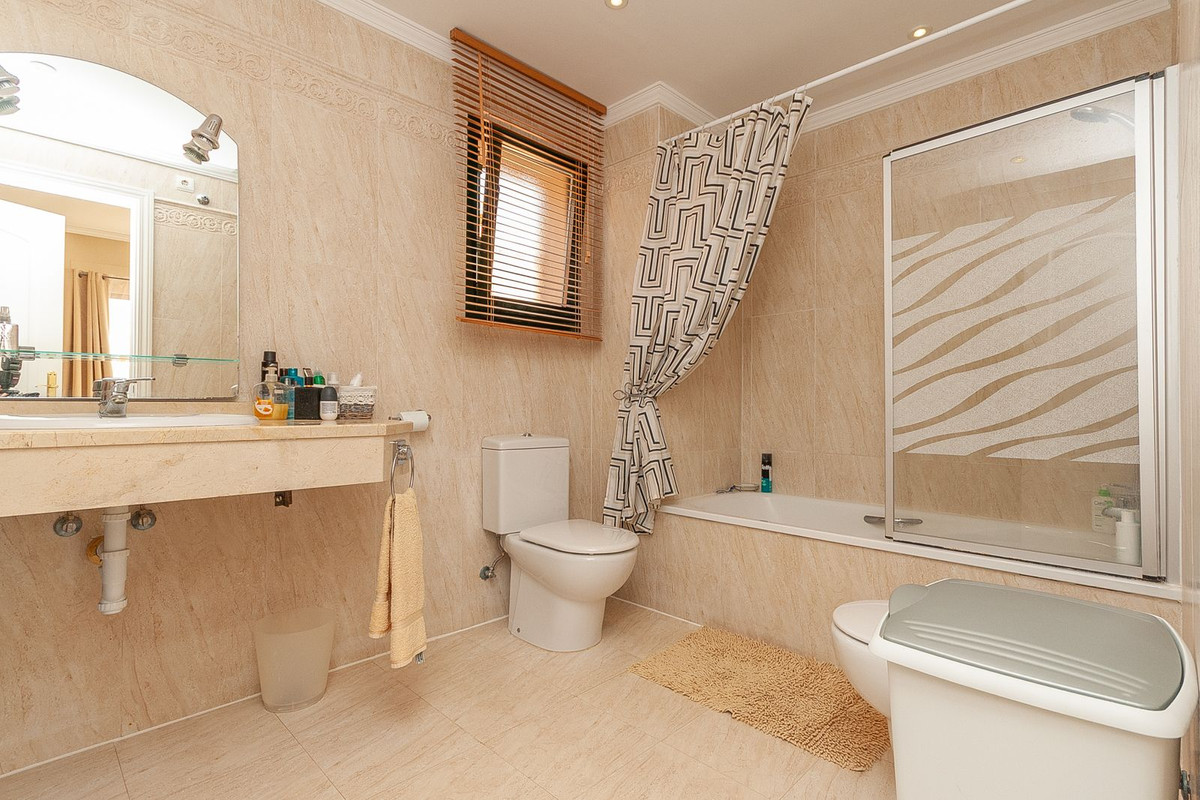Penthouse Duplex te koop in Elviria | 3 slaapkamers H5441302