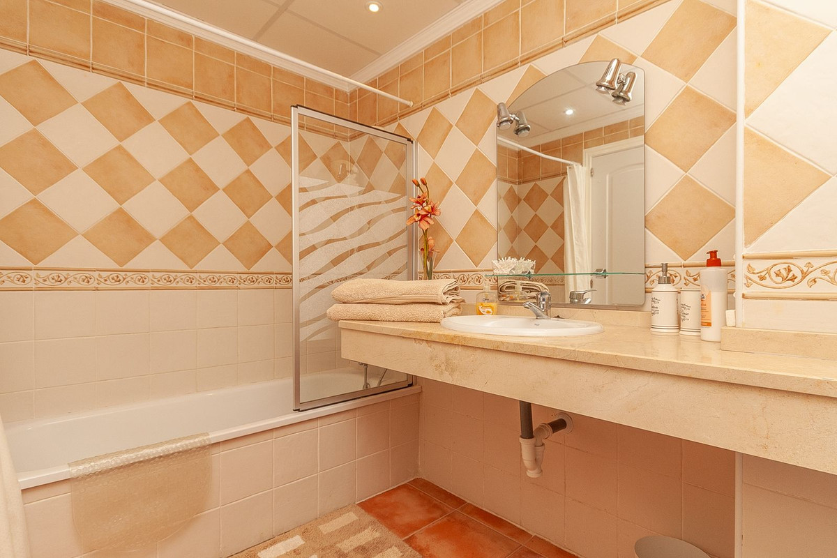 Penthouse Duplex te koop in Elviria | 3 slaapkamers H5441302