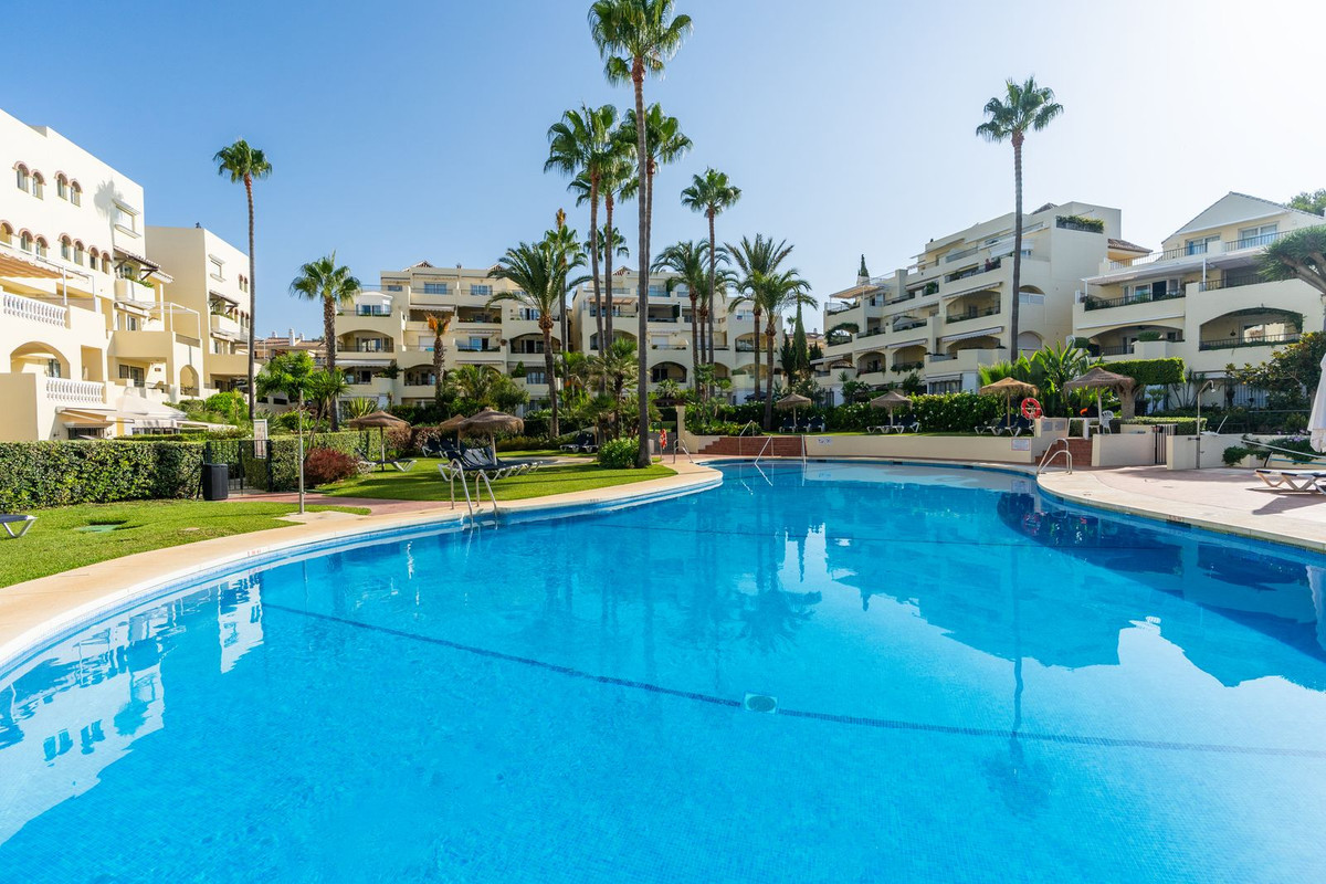 Appartement te koop in Elviria | 2 slaapkamers H5448259