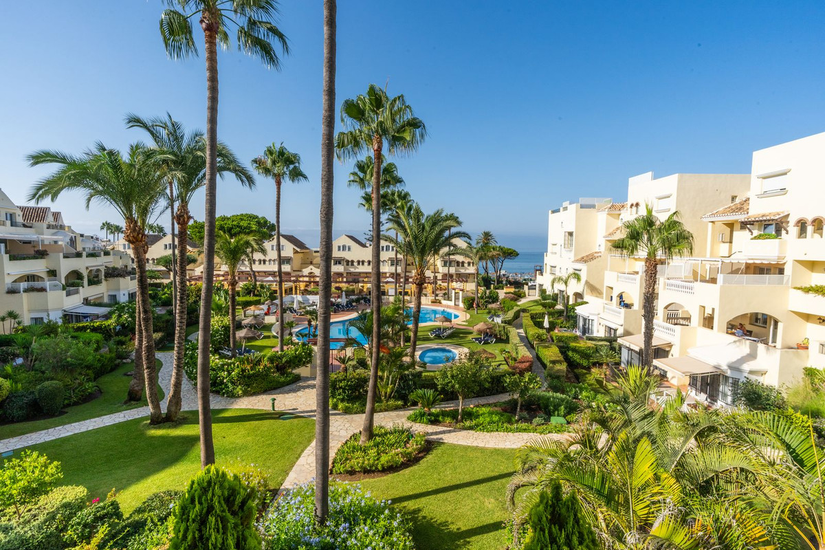 Appartement te koop in Elviria | 2 slaapkamers H5448259