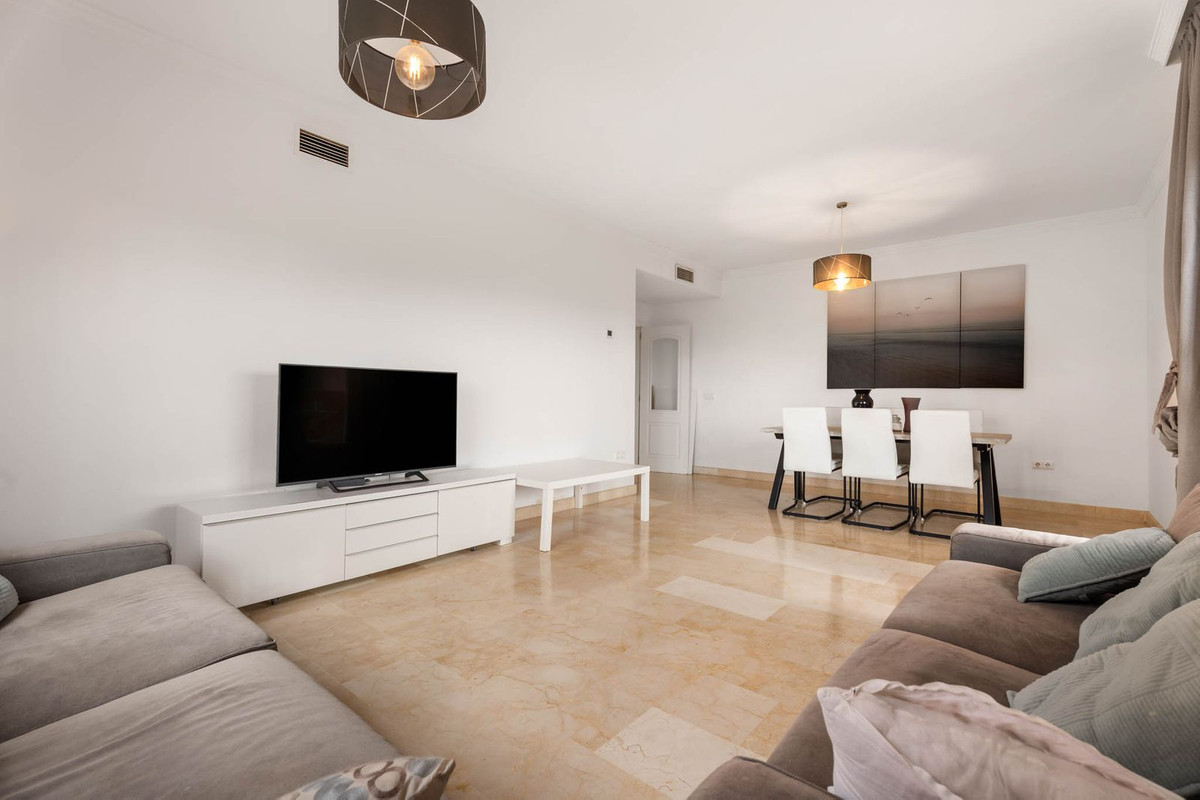 Appartement te koop in Elviria | 3 slaapkamers H5449174