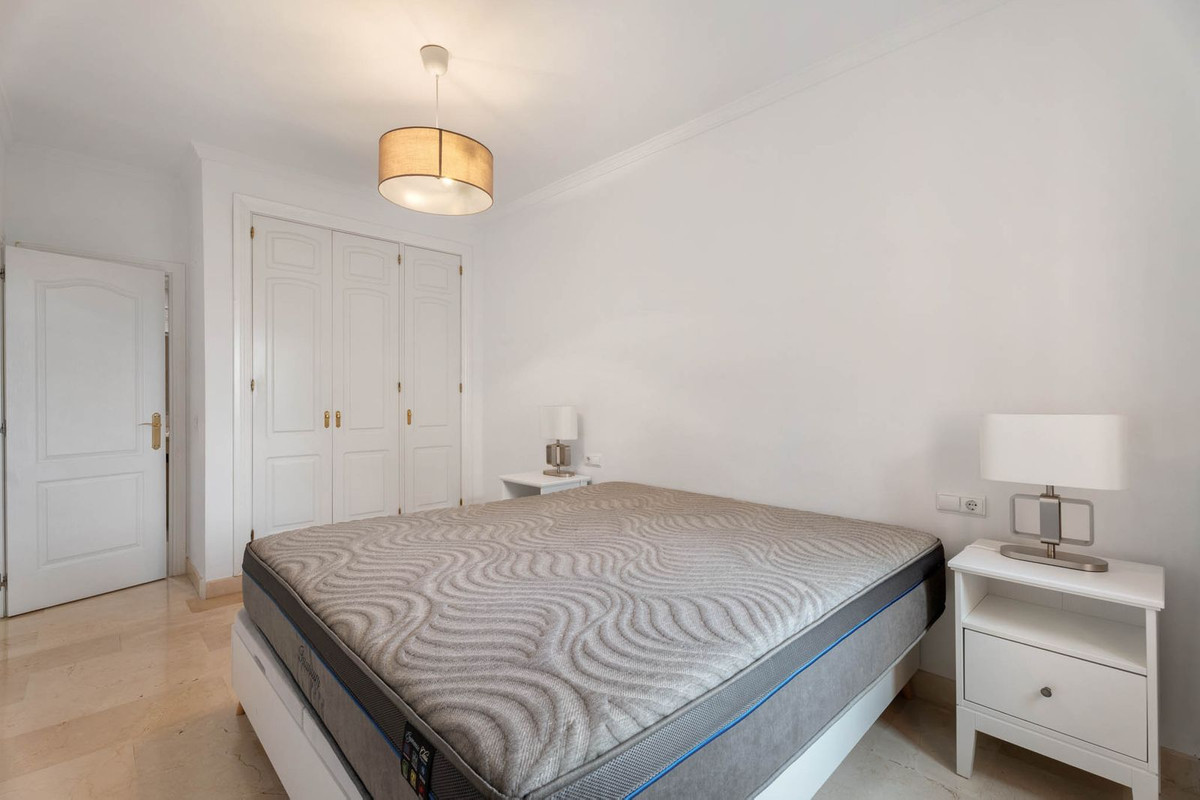 Appartement te koop in Elviria | 3 slaapkamers H5449174