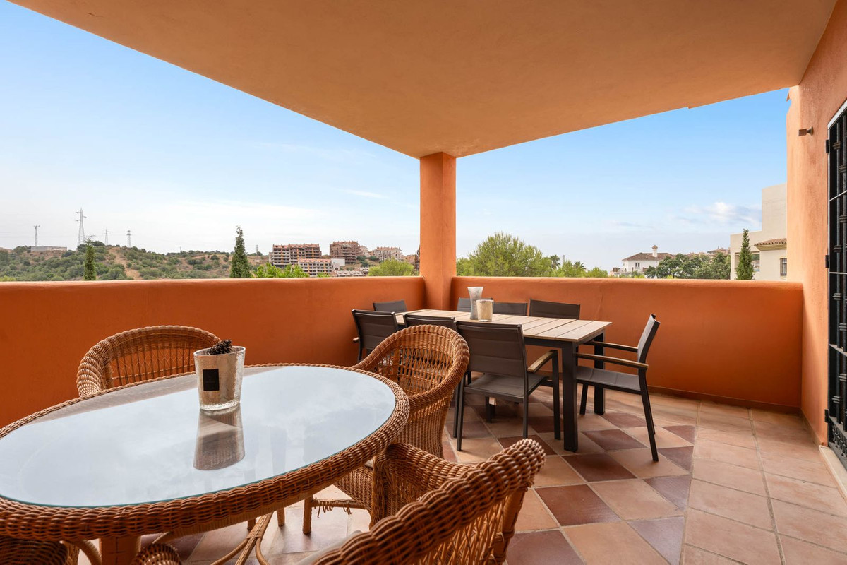 Appartement te koop in Elviria | 3 slaapkamers H5449174