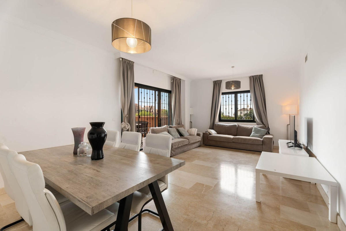 Appartement te koop in Elviria | 3 slaapkamers H5449174