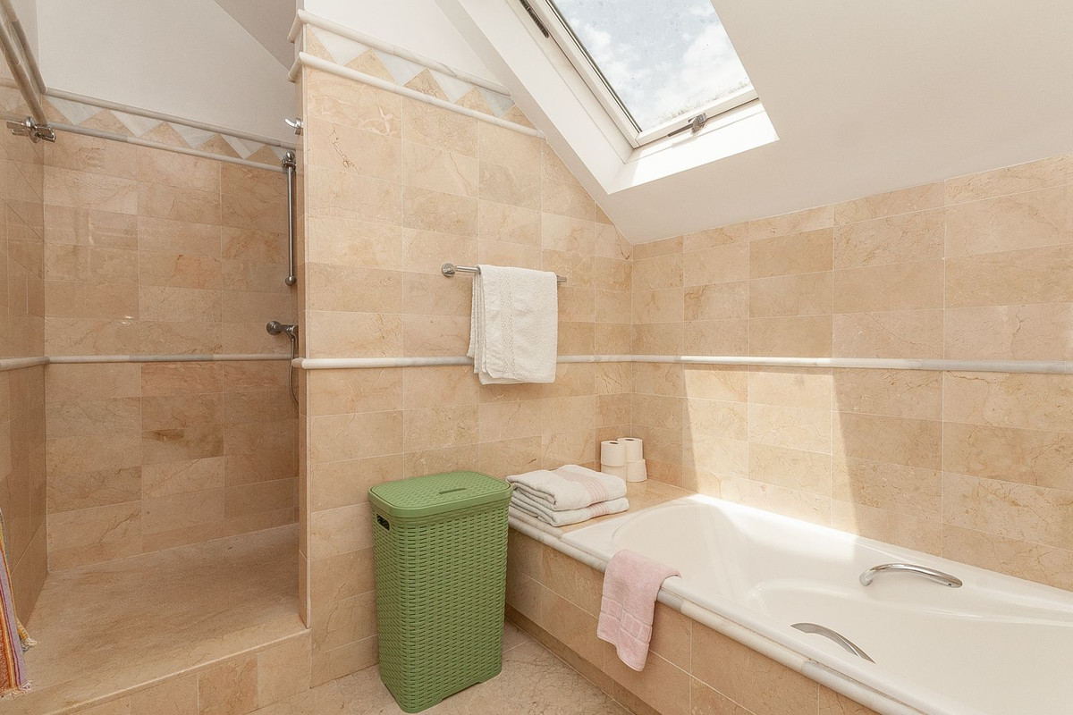 Penthouse Duplex te koop in Elviria | 3 slaapkamers H5452276