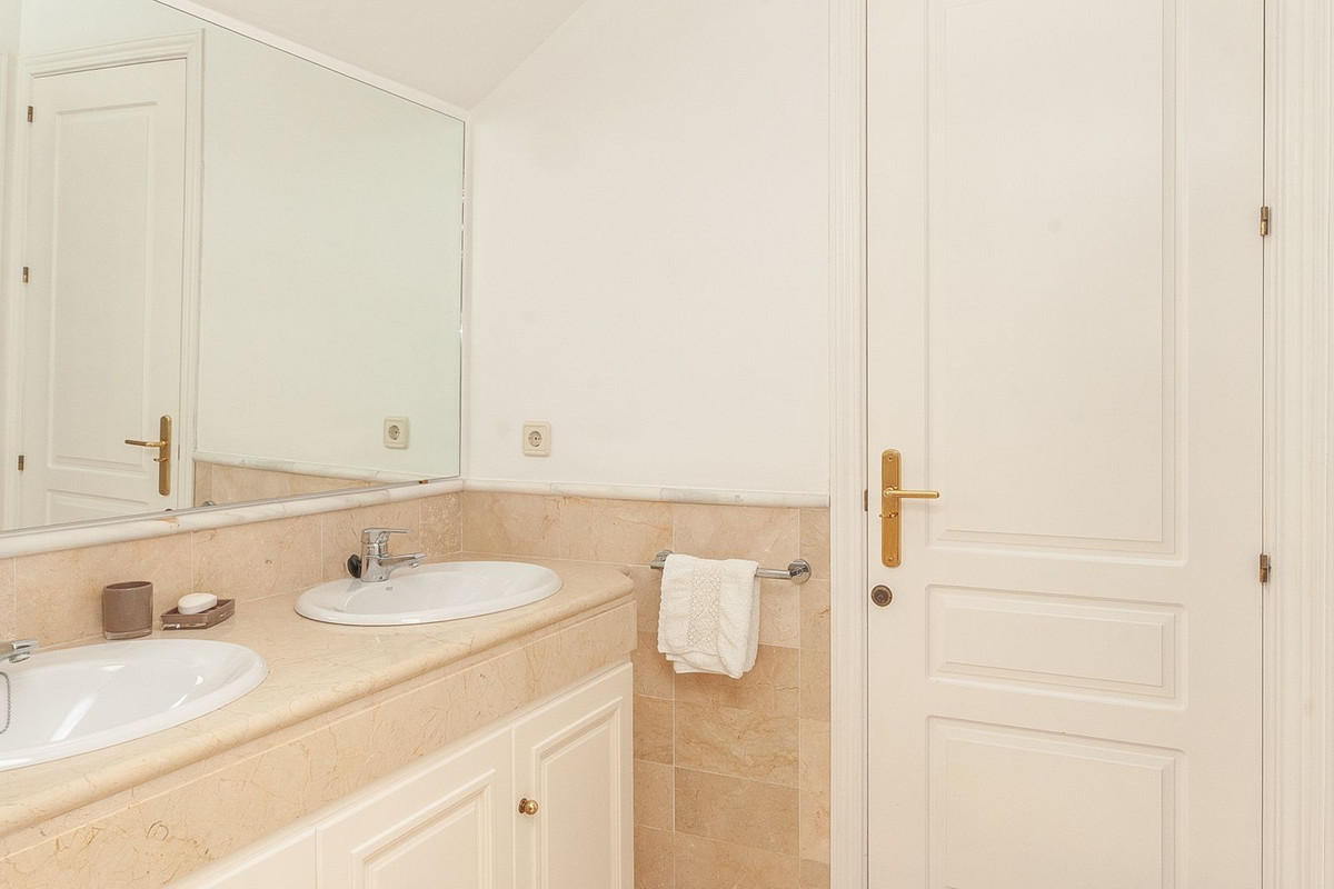 Penthouse Duplex te koop in Elviria | 3 slaapkamers H5452276