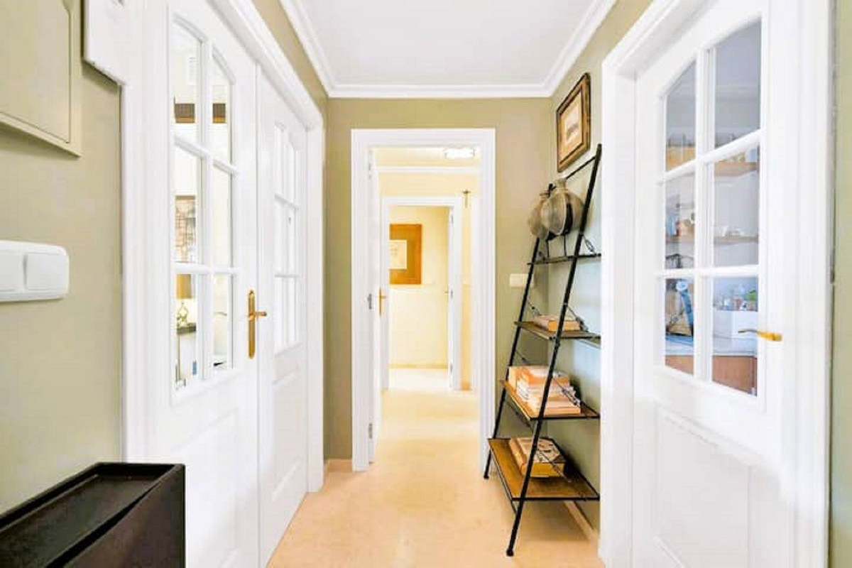 Appartement te koop in Elviria | 2 slaapkamers H5462719