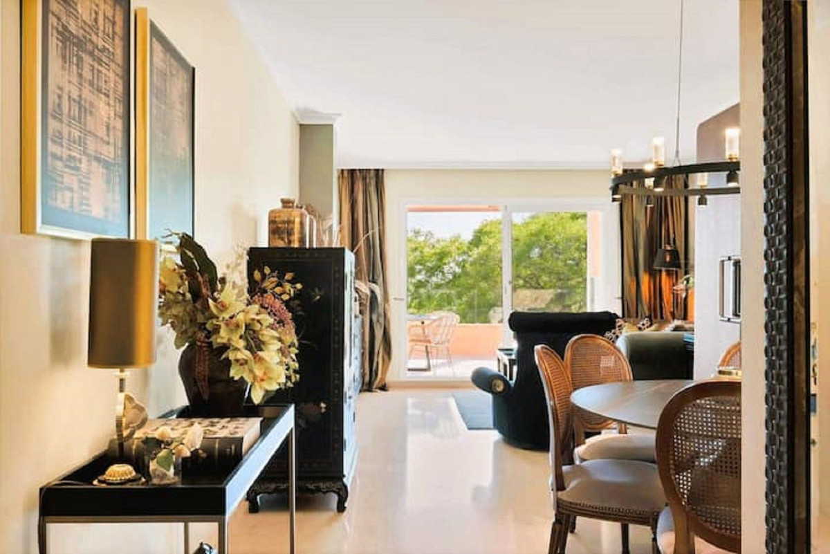 Appartement te koop in Elviria | 2 slaapkamers H5462719