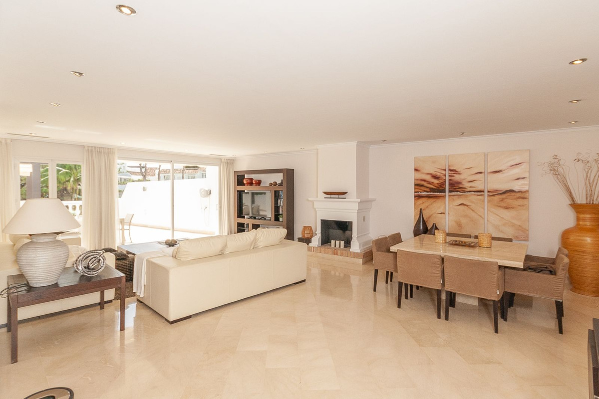 Appartement te koop in Elviria | 3 slaapkamers H5469511