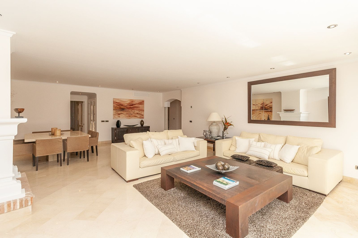 Appartement te koop in Elviria | 3 slaapkamers H5469511