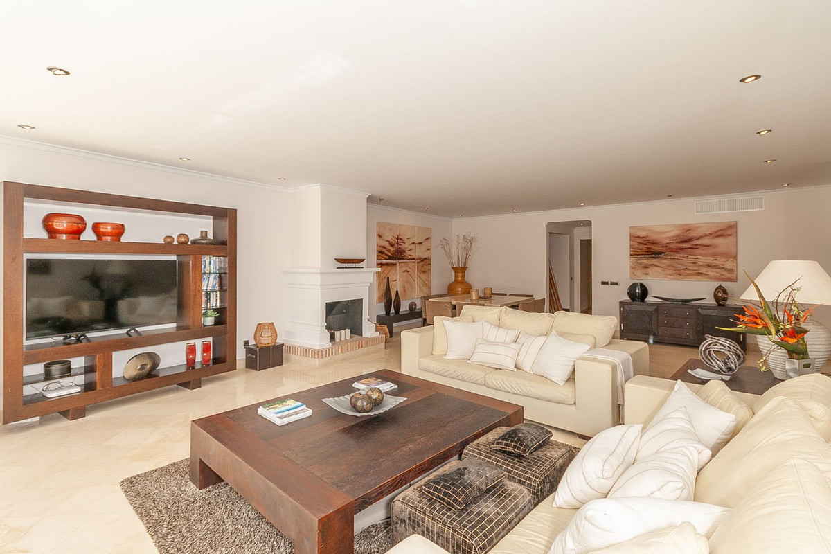 Appartement te koop in Elviria | 3 slaapkamers H5469511