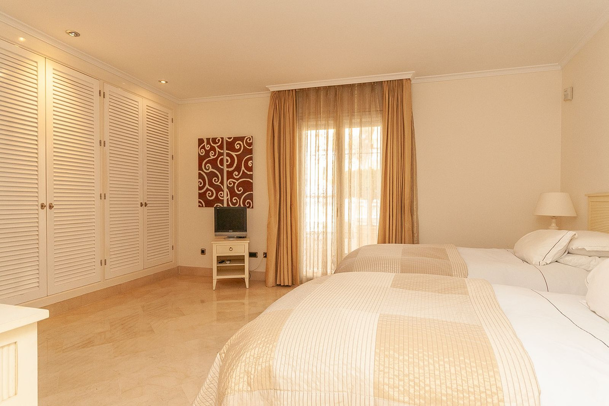 Appartement te koop in Elviria | 3 slaapkamers H5469511