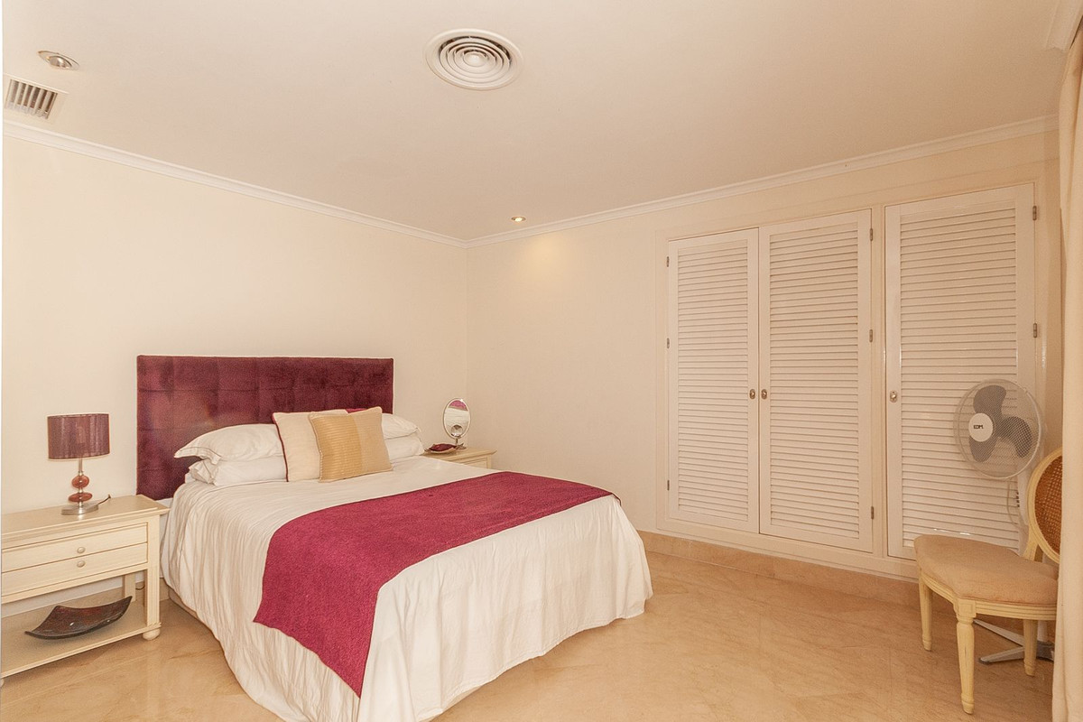 Appartement te koop in Elviria | 3 slaapkamers H5469511