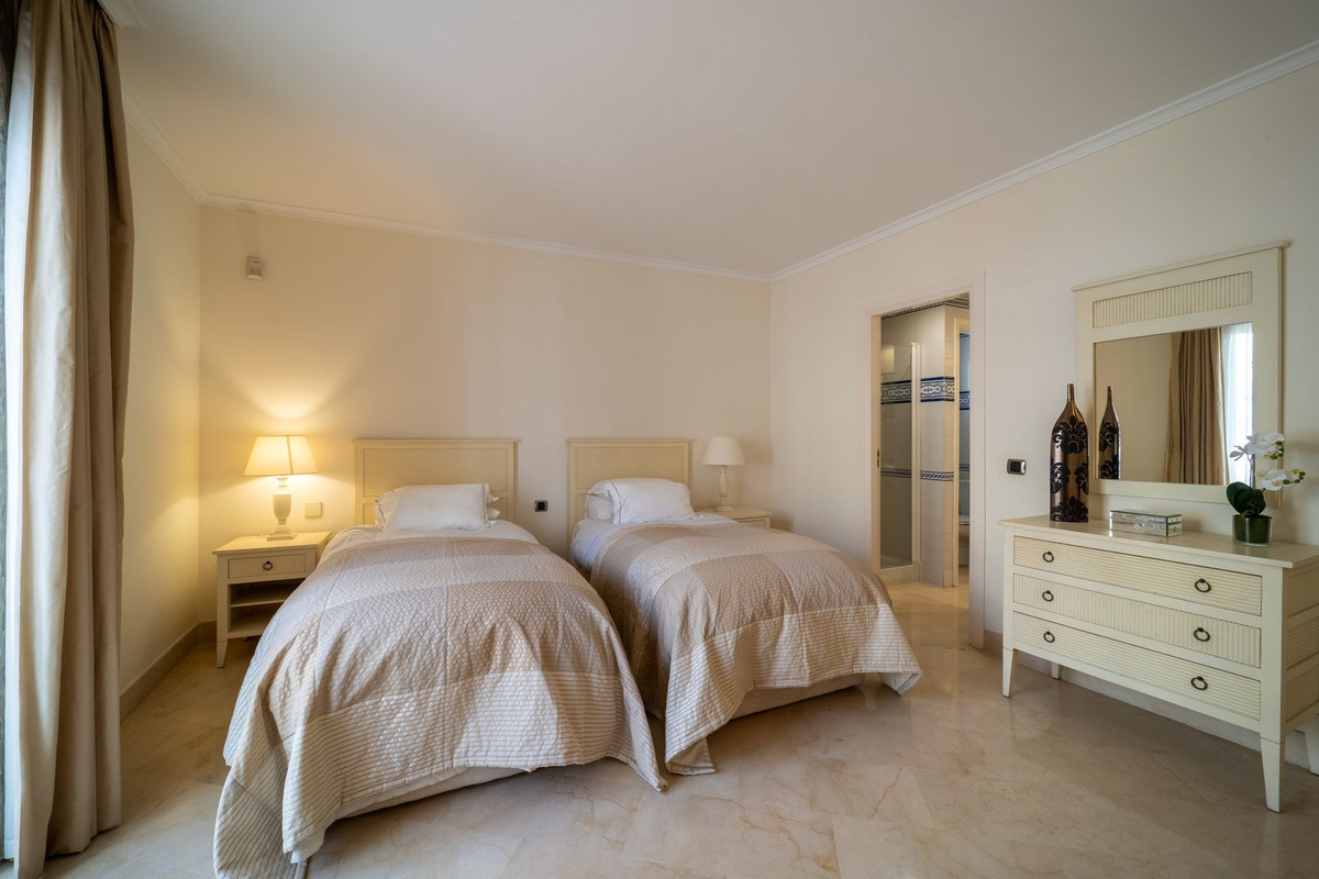 Appartement te koop in Elviria | 3 slaapkamers H5472973