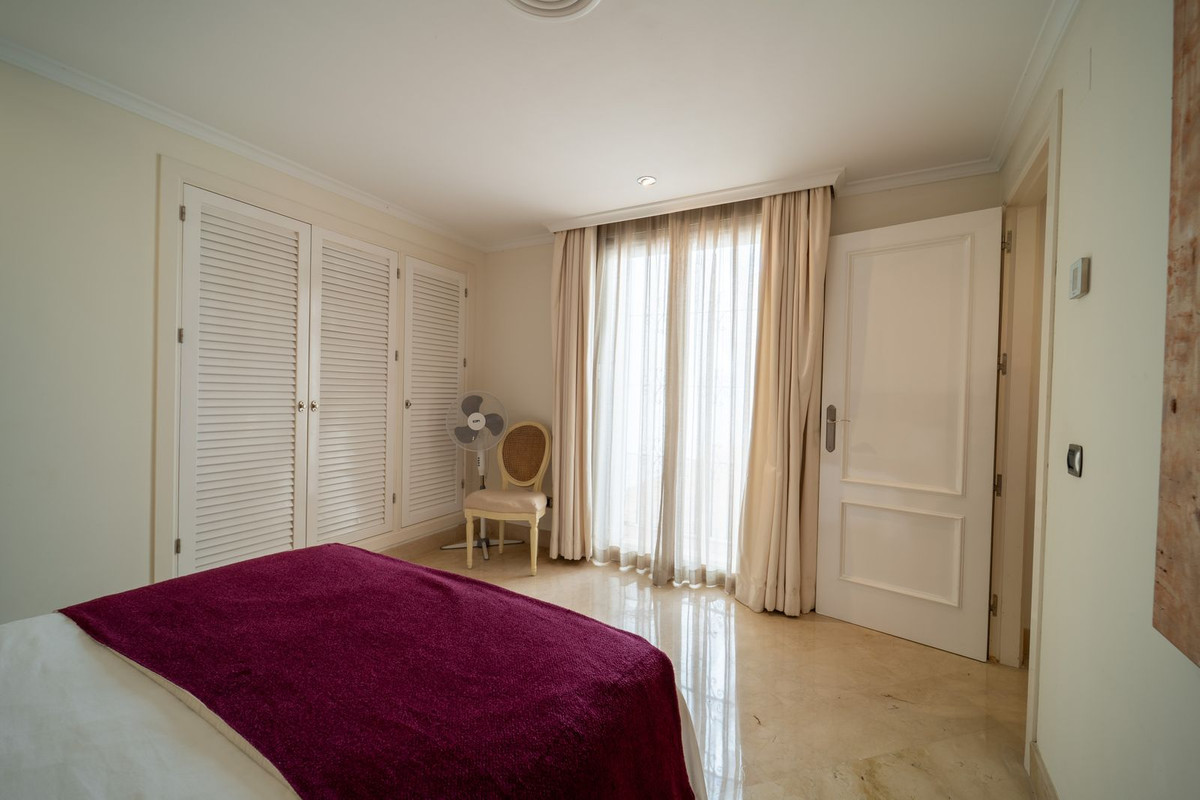 Appartement te koop in Elviria | 3 slaapkamers H5472973