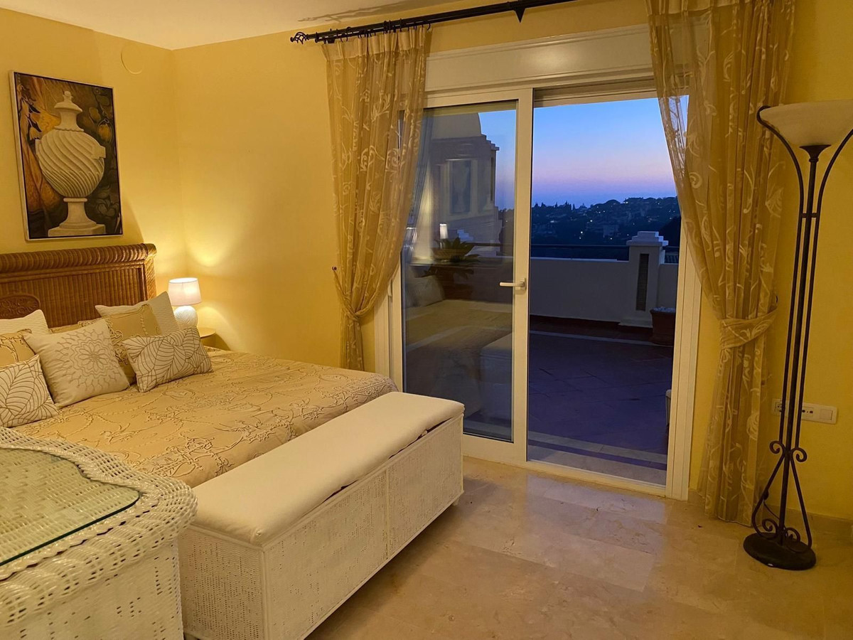 Appartement te koop in Elviria | 2 slaapkamers H5473567
