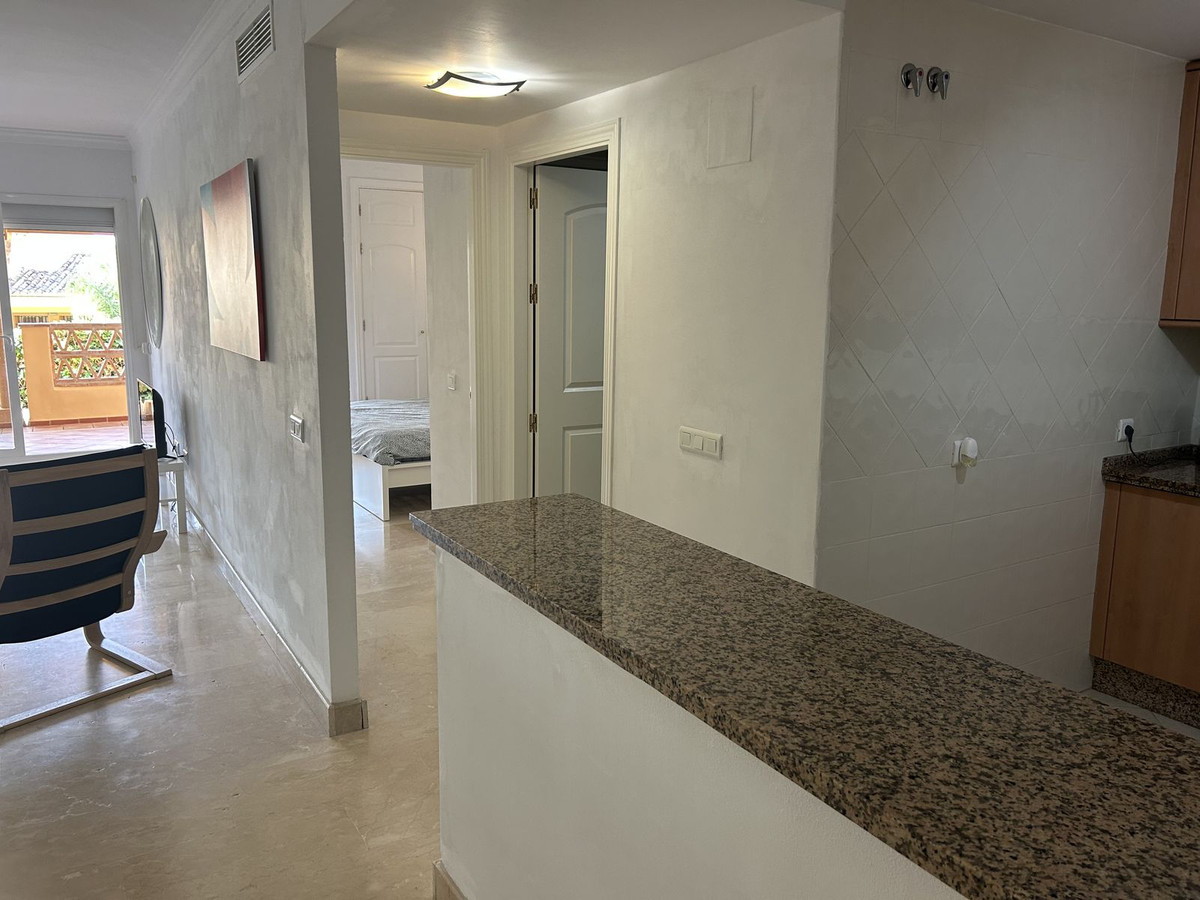 Appartement te koop in Elviria | 2 slaapkamers H5477281