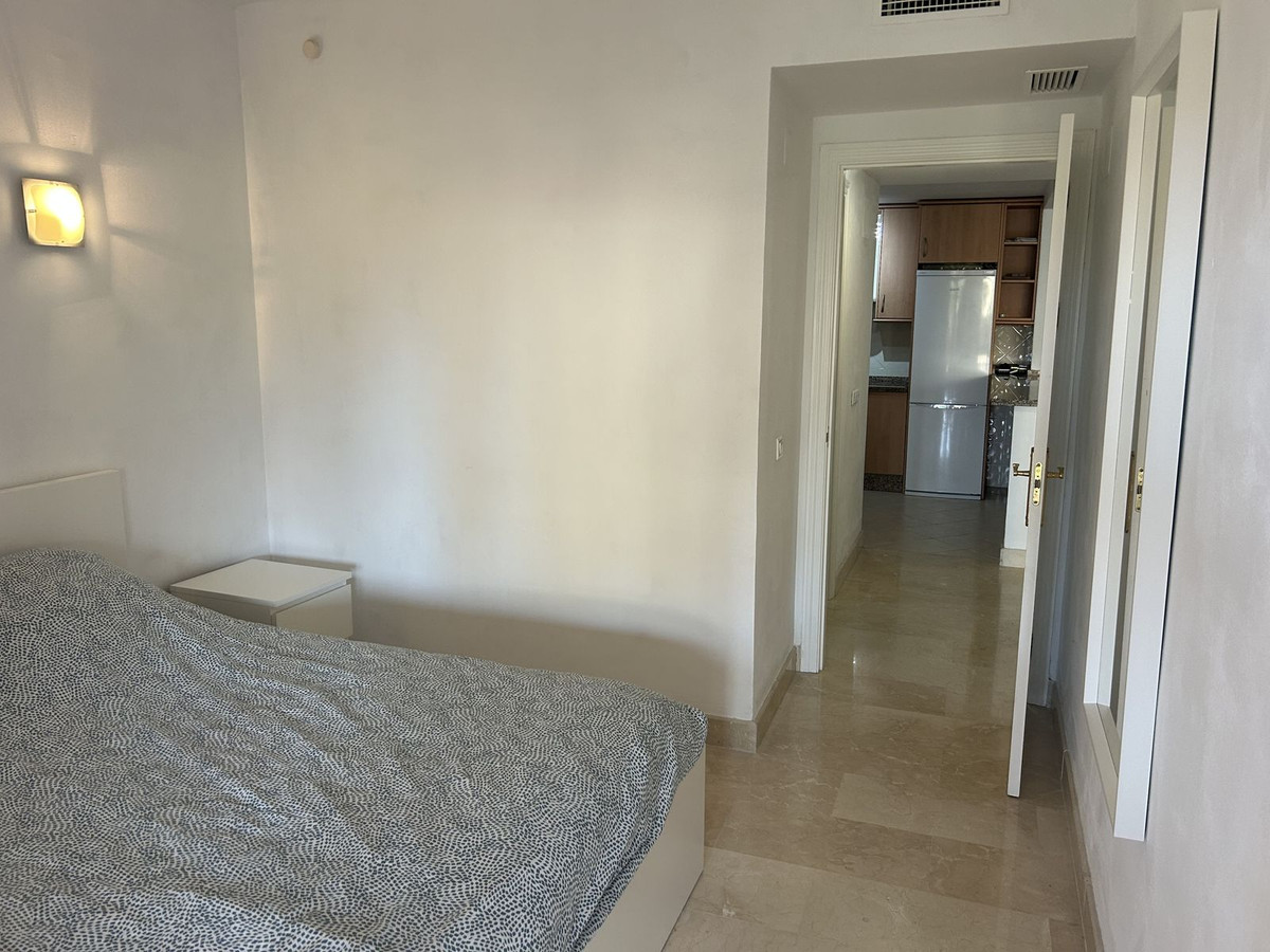 Appartement te koop in Elviria | 2 slaapkamers H5477281