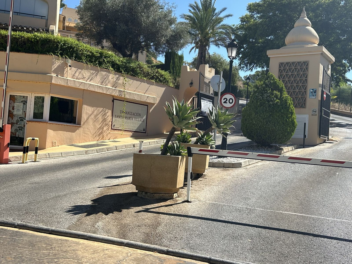 Appartement te koop in Elviria | 2 slaapkamers H5477281