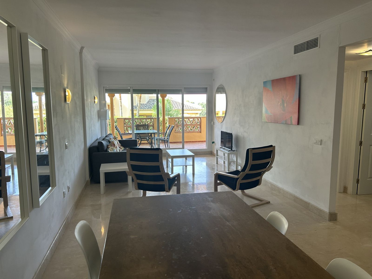 Appartement te koop in Elviria | 2 slaapkamers H5477281