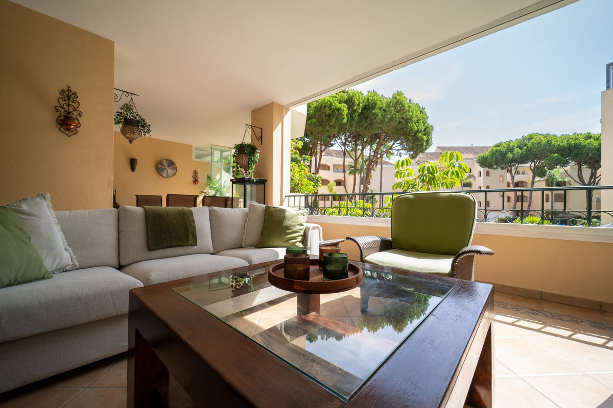 Appartement te koop in Elviria | 3 slaapkamers H5477959