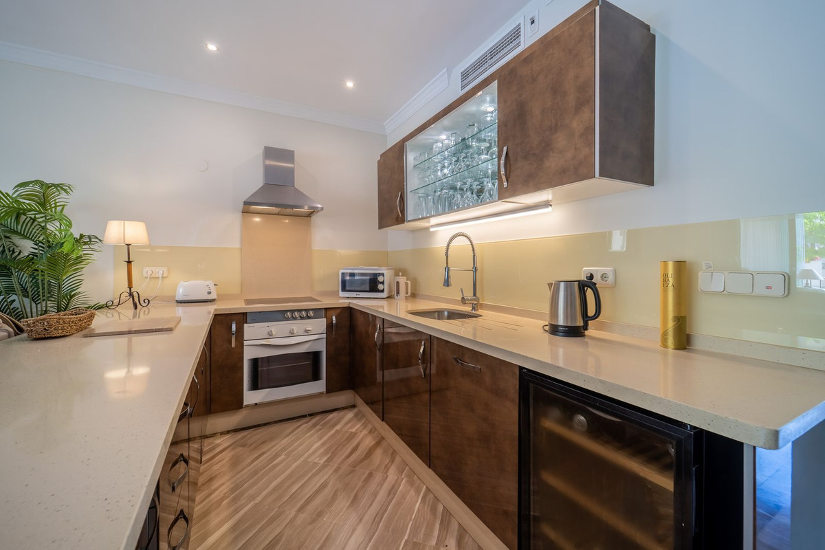 Appartement te koop in Elviria | 3 slaapkamers H5477959